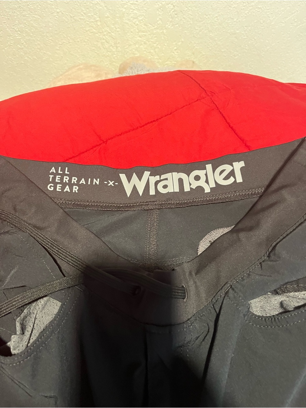 Wrangler Men Cargo Shorts — Red and Black